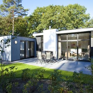 Modern Holiday Home On The Veluwe Оттерло Exterior photo