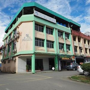 Hotel Perdana Лавас Exterior photo