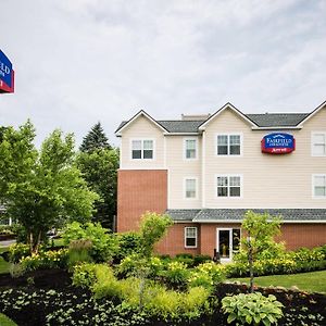 Fairfield Inn And Suites By Marriott Portsmouth Ексетер Exterior photo