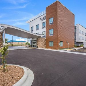 Fairfield Inn & Suites Вайтвотер Exterior photo