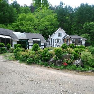 Small Village Pension Пхьончхан Exterior photo