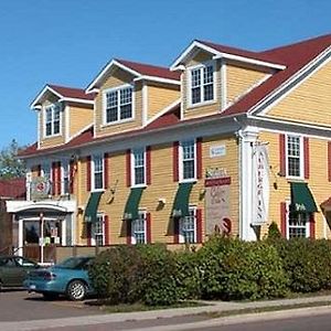 Auberge Gabriele Inn Шедіак Exterior photo