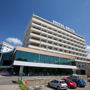 Hotel Delta 3 Тульча Exterior photo