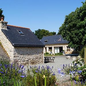 Bed and Breakfast A L'Oree Du Bois Pommerit-le-Vicomte Exterior photo