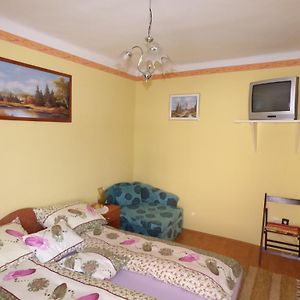 Готель Kovacs Vendeghaz Залаегерсег Room photo