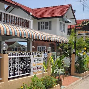 Srikrung Guesthouse Аюттхая Exterior photo