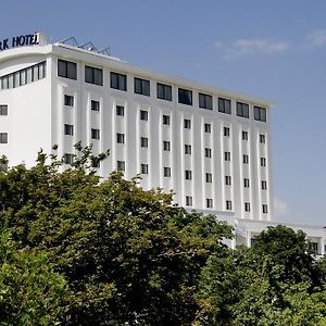 Asrin Park Hotel & Spa Convention Center Анкара Exterior photo