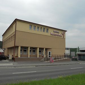 Motel Madona Банська Бистриця Exterior photo