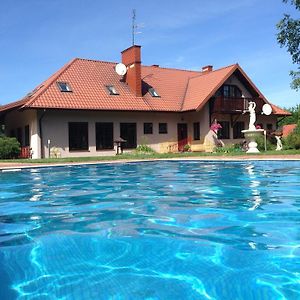 Bed and Breakfast Pensjonat U Alexa Залускі Exterior photo