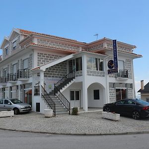 Готель Alojamento Local S. Bartolomeu Транкозу Exterior photo