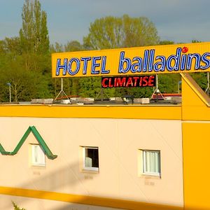 Hotel Balladins Савіньї-ле-Тампль Exterior photo