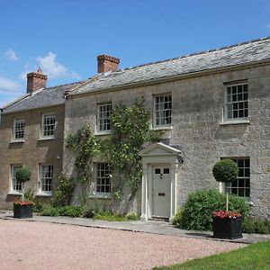 Bed and Breakfast Brook Farm Тонтон Exterior photo