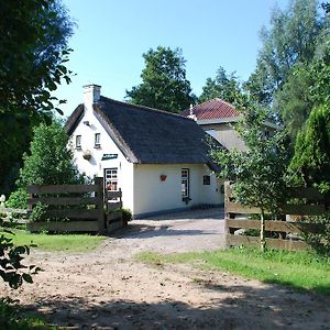 Вілла Vakantiehuis "It Koaihus" Jistrum Exterior photo