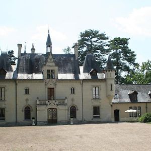 Bed and Breakfast Chateau De Naze Vivy Exterior photo