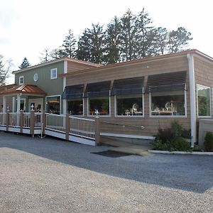 Lake Front Hotel Куперстаун Exterior photo