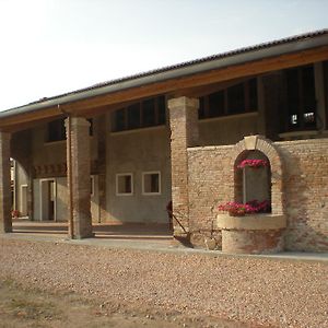 Вілла Agriturismo Al Casale Лоніго Exterior photo