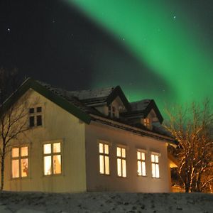 Готель Kabelvag Feriehus & Camping Room photo