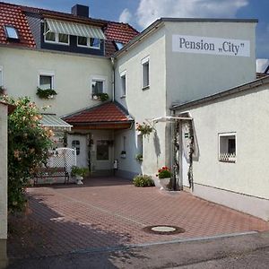 Готель Pension "City" Oschatz Exterior photo