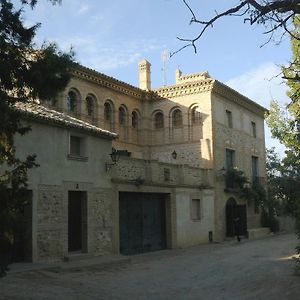 Гостьовий будинок Casa Rural Torre De Campos Ainzon Exterior photo