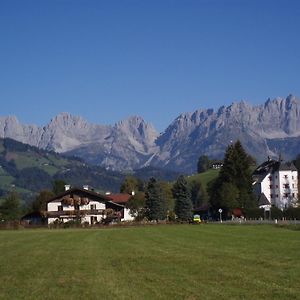 Ferienwohnungen - Haus Zierl Райт-бай-Кіцбюель Exterior photo