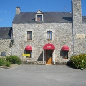 Готель Auberge Saint Hernin Pluherlin Exterior photo