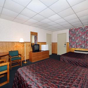 Econo Lodge Біверкрік Room photo