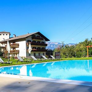 Hotel Brueckenwirt - Al Ponte Монтанья Exterior photo