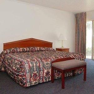 Rodeway Inn & Suites At The Casino Боссьєр-Сіті Room photo