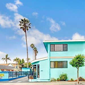 Готель Super 8 Santa Cruz/Beach Boardwalk West Exterior photo