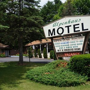 Alpenhaus Motel Куінсбері Exterior photo