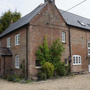 The Old Mill Bed And Breakfast Біер-Ріджіс Exterior photo