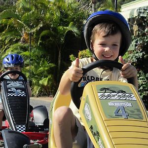 Готель Nrma Capricorn Yeppoon Holiday Park Kinka Beach Exterior photo