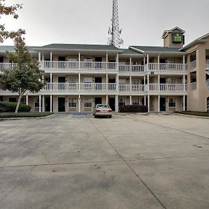 Intown Suites Extended Stay New Orleans La - Метарі Exterior photo