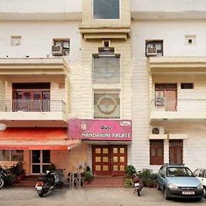 Hotel Mandakini Palace Канпур Exterior photo