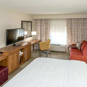 Hampton Inn & Suites By Hilton Chicago Schaumburg Il Room photo