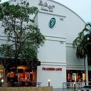 Traders Inn Brunei Бандар-Сері-Бегаван Exterior photo