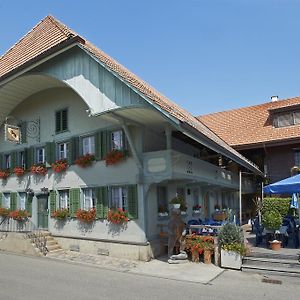 Готель Gasthof Baeren Ranfluh Exterior photo