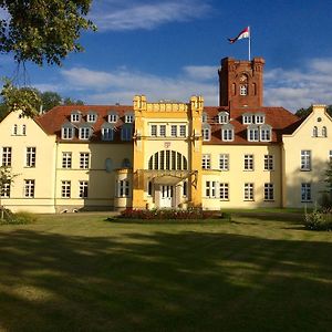 Апартаменти Schloss Lelkendorf - Fewo Parkblick Exterior photo