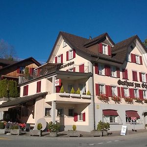 Готель Gasthaus Zum Ochsen Neuhaus Exterior photo