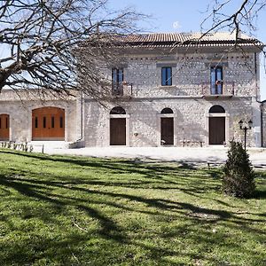 Вілла Masseria Salecchia Bovino Exterior photo