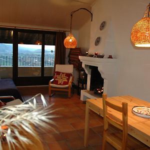 Апартаменти Loft Con Chimenea Y Terraza Con Vistas Montsonis Exterior photo