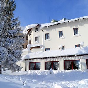 Hotel Victoria Ривізондолі Exterior photo