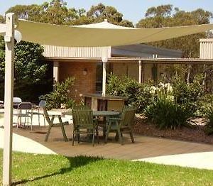 Lucas Heights Motel Yarrawarrah Exterior photo