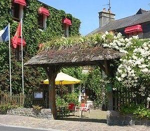 Hotel Les Fuchsias Сен-Ва-ла-Уг Exterior photo