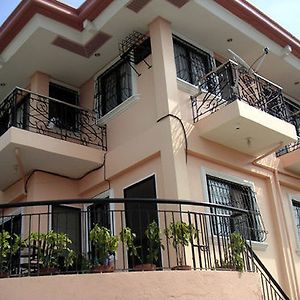 Royal Taal Inn Tagaytay City Exterior photo