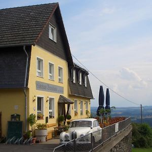 Готель Gasthaus Zur Burgschaenke Aremberg Exterior photo