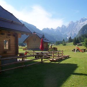 Готель Alpi Giulie Chalets Вальбруна Exterior photo