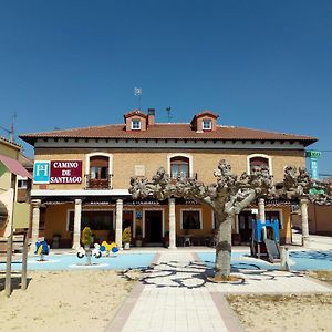 Hostal Camino De Santiago Фроміста Exterior photo