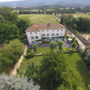 Bed and Breakfast Domaine La Reveille Dore-l'Eglise Exterior photo