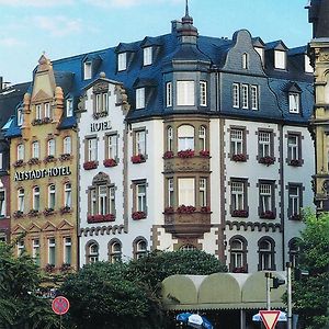 Altstadt-Hotel Трір Exterior photo